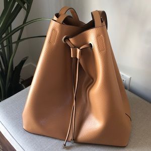 🔥 2 for $20 Deal! Stylish bucket bag!